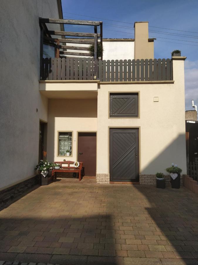 Ferienhaus Treis Neef Buitenkant foto